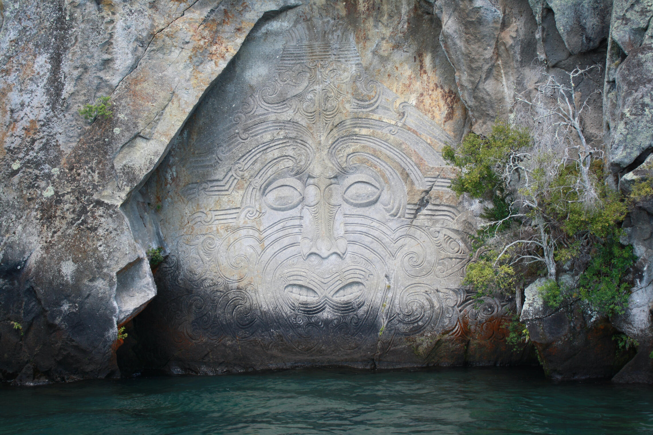 Taupō rock carving